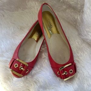 Michael Kor deep Coral color size 6